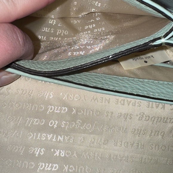 Kate Spade Pebbled Leather Clutch w/ chain strap/ Mint with Gold Hardware